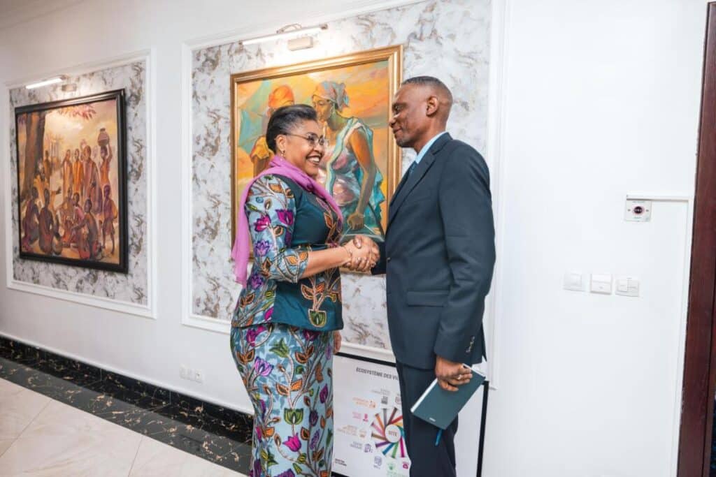 RDC : Aussitôt investi à la tête des ITPR, John Banza reçoit les orientations de Judith Suminwa