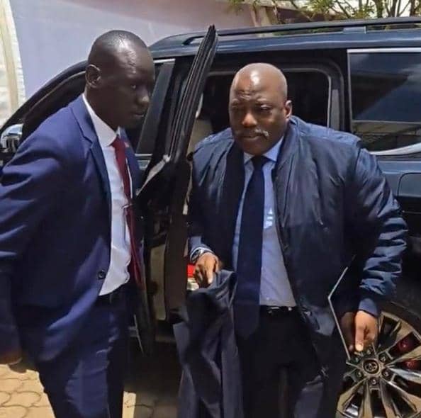 Crise en RDC : Condamné à mort, Kabila réuni quelques opposants congolais à Nairobi pour faire bloc contre Tshisekedi