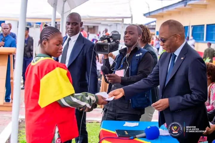 Kinshasa : 61 prisonniers quittent la prison centrale de Makala pour réintégrer la société