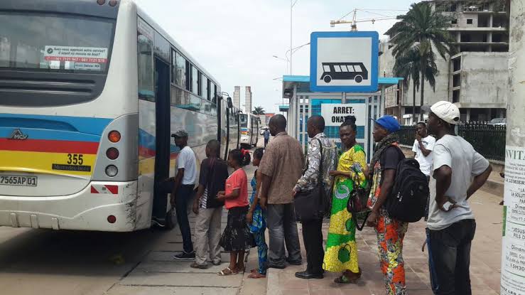 Festivités de fin d’année à Kinshasa : Le gouvernement provincial annonce la gratuité des transports en commun chaque nuit du 20 décembre au 5 janvier