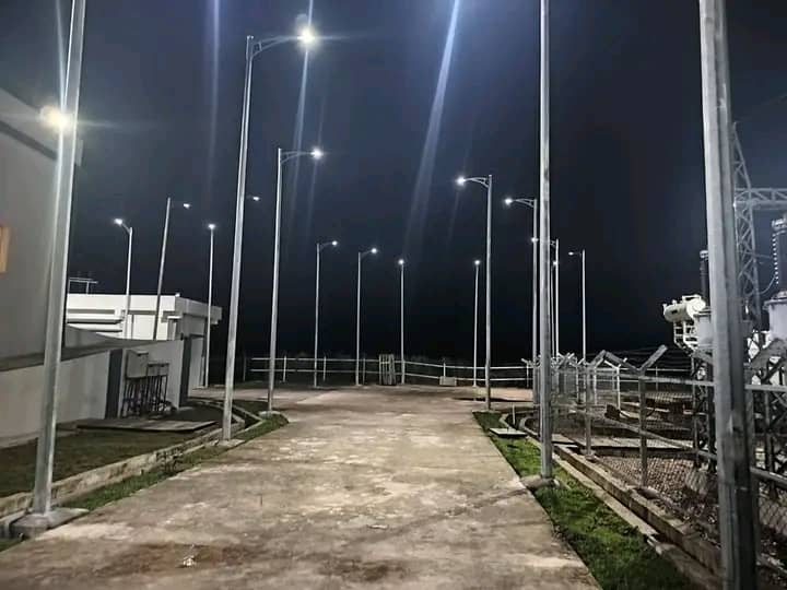 RDC : Après plusieurs décennies dans le noir, Félix Tshisekedi lance l’électrification à Kikwit